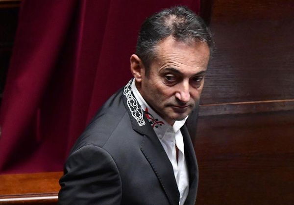 Il M5S ha cacciato il deputato assenteista Andrea Mura