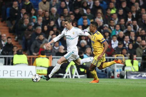 La stampa spagnola: Cristiano Ronaldo sta cercando casa a Torino già da due settimane