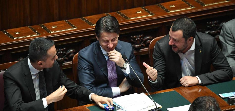 fiducia decreto dignità