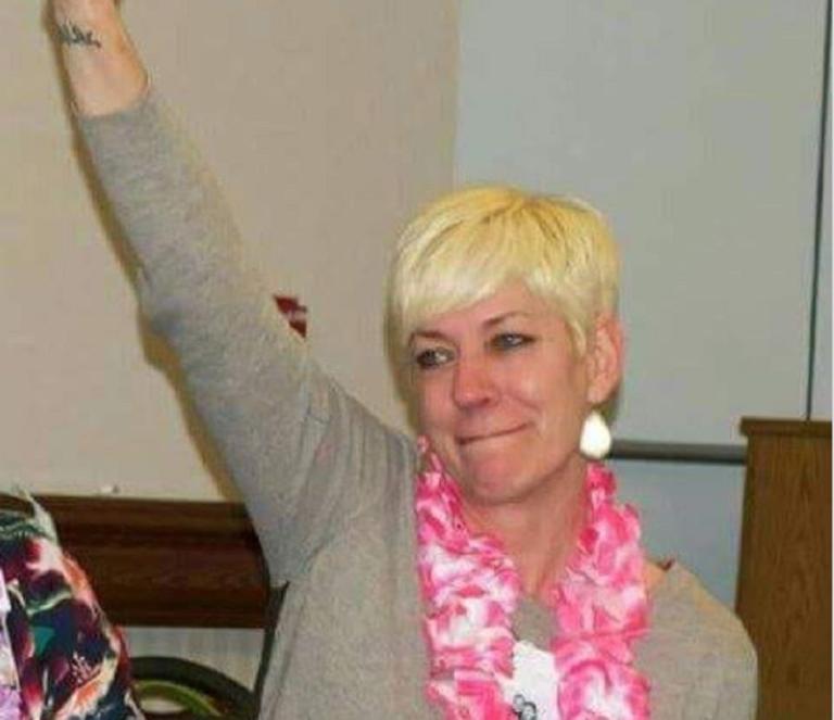 La storia di Sara che si offre come mamma di sostegno ai matrimoni LGBT