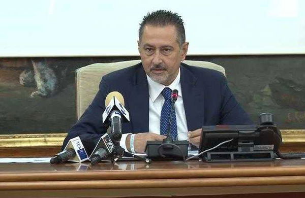 Sanità, Marcello Pittella sospeso dall’incarico