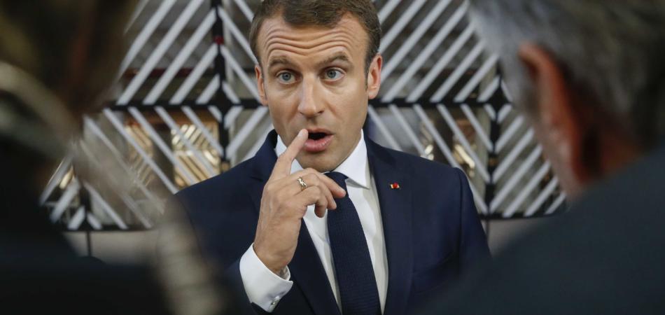 piano Macron