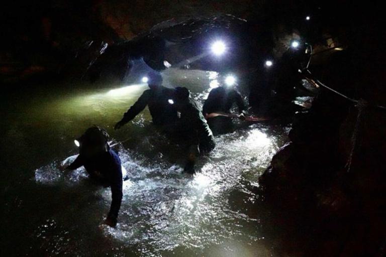 Ci vorranno 4 mesi per liberare i ragazzi intrappolati nella grotta in Thailandia