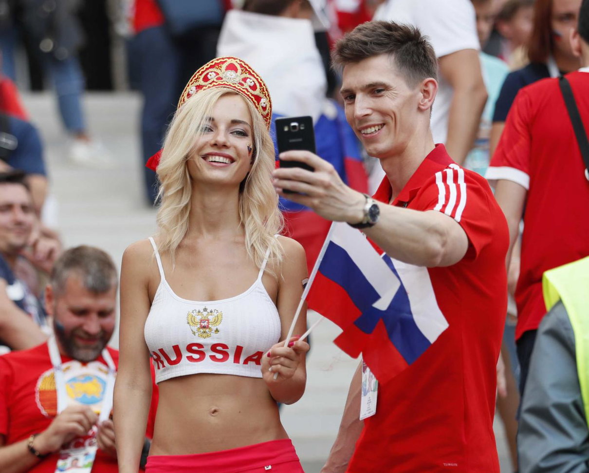 I Mondiali e la polemica sulle donne «russe zoccole» article-post
