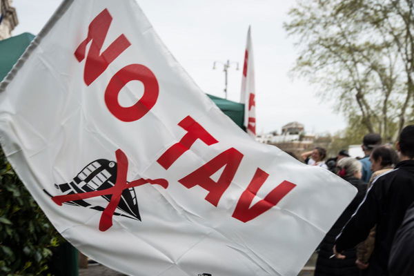 La strana alleanza Pd-Lega sulla Tav contro il Movimento 5 Stelle