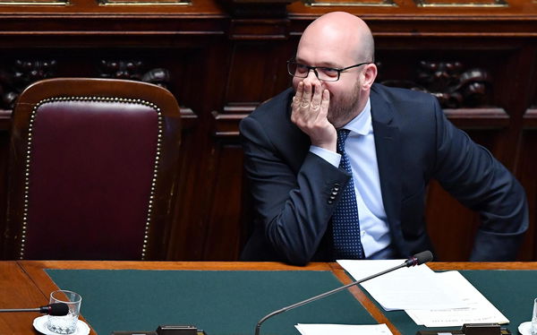 Ministro Fontana: «Abolire legge Mancino». Quella che sanziona gli episodi nazi-fascisti