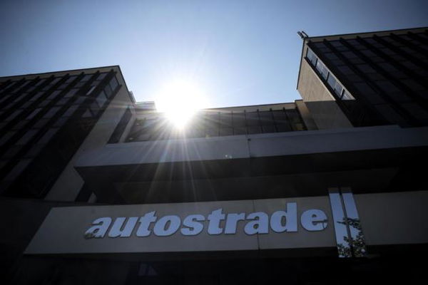 Autostrade per l’Italia ha iniziato a pagare i mutui degli sfollati dopo il crollo del Ponte Morandi