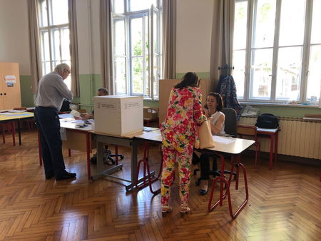 In Colombia non esistono i grillini: fallisce referendum su taglio stipendi ai parlamentari e corruzione article-post