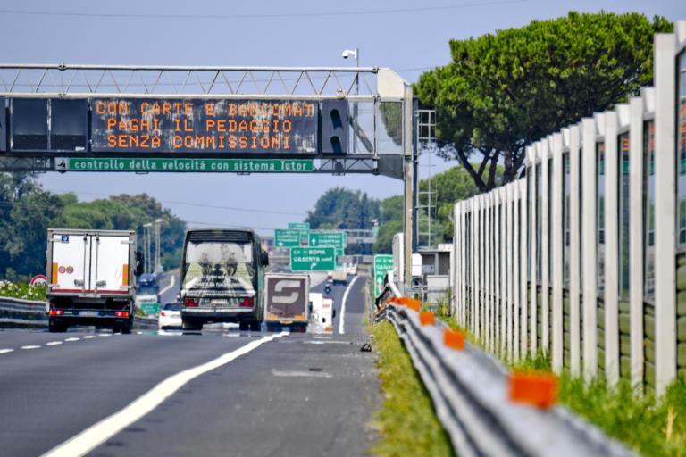 La Fake news del Tutor che controlla il bollo auto. Tranquilli, lo Stato già lo sa se lo avete pagato