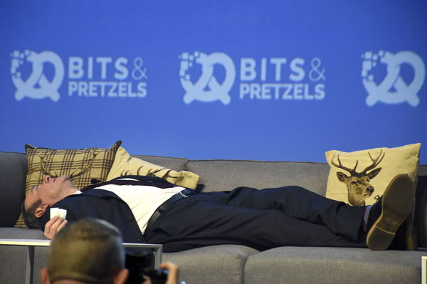 Kevin Spacey fa flop: bottino da 126 dollari per la prima del suo «Billionaire Boys Club»