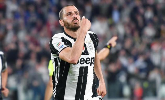Bonucci risponde ai fischi di San Siro: «La mamma degli imbecilli è sempre incinta» article-post