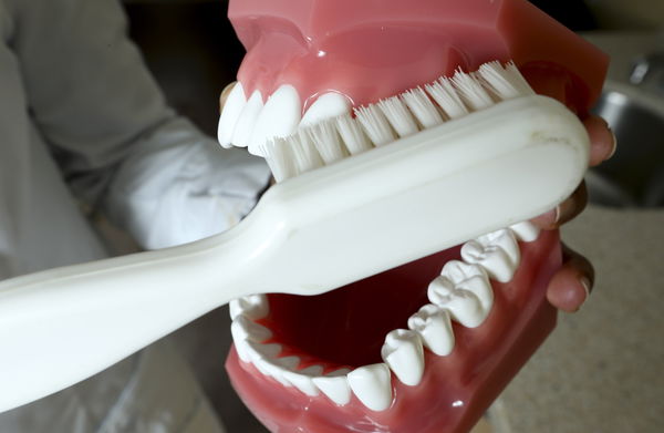 Se dormite poco e male la colpa può essere dei vostri denti