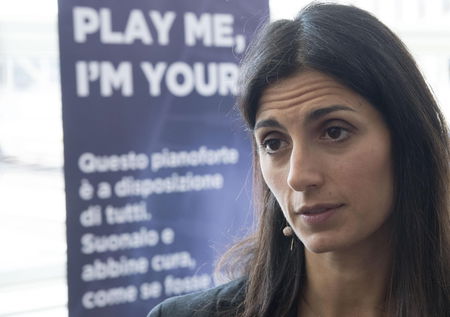 Il sopralluogo a sorpresa di Virginia Raggi che non era, poi, così tanto a sorpresa article-post