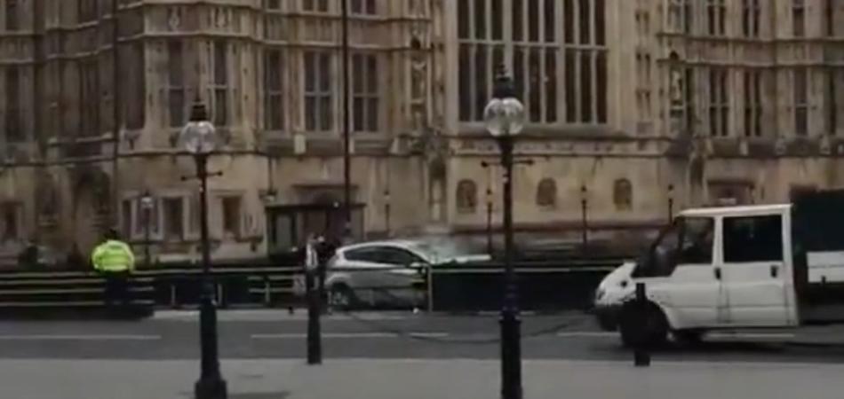 auto contro Westminster