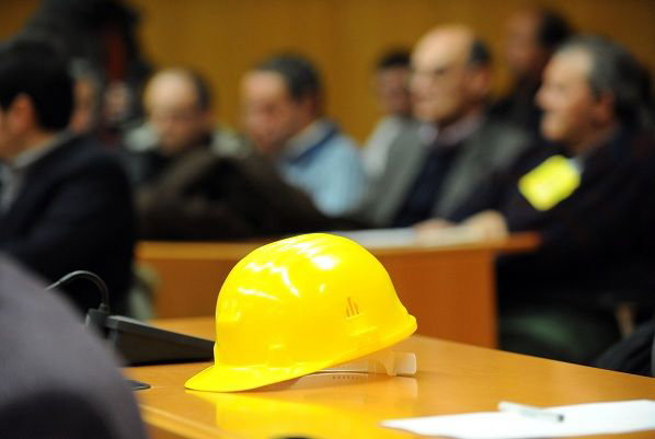 Pordenone, operaio muore folgorato nel primo giorno di lavoro article-post