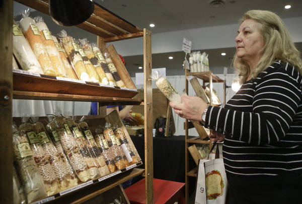 La polemica dei celiaci per il taglio del contributo da parte del ministro Grillo