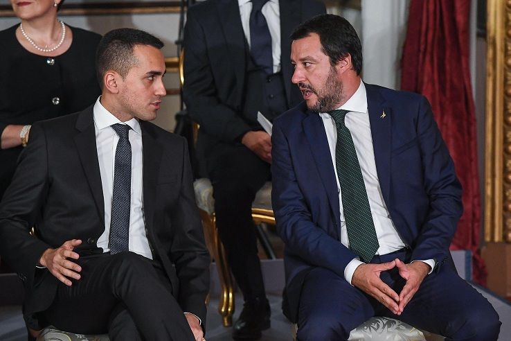 Di Maio e il sondaggio che premia Salvini usato per convincere i 60 ribelli M5S article-post