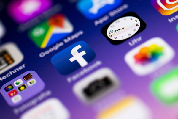Facebook vuole aiutare gli utenti a passare meno tempo sui social