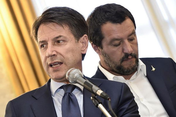 L’ira di Conte scavalcato da Salvini (per l’incontro con Orban)