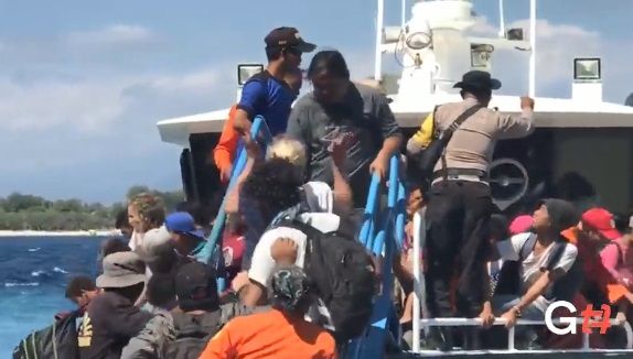 Indonesia: l’odissea degli italiani dopo il sisma | VIDEO