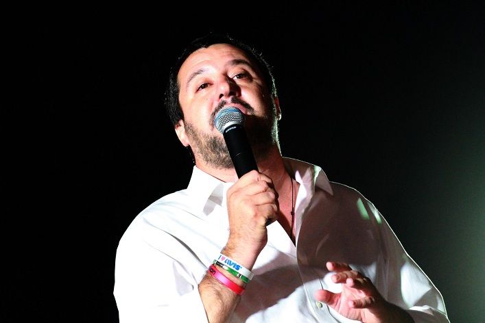 Migranti bloccati sulla Diciotti, a Salvini contestati altri due reati article-post