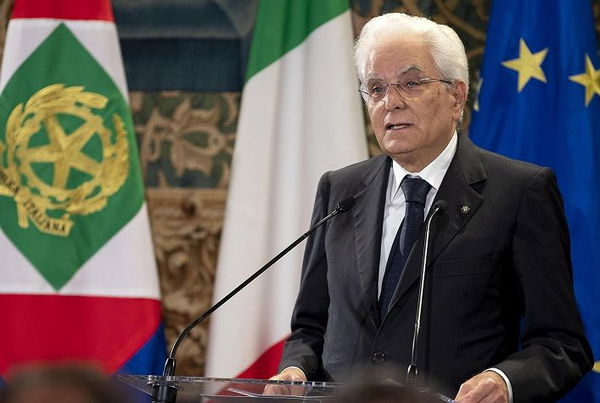 L’attacco online a Mattarella del 27 maggio partì anche su Facebook