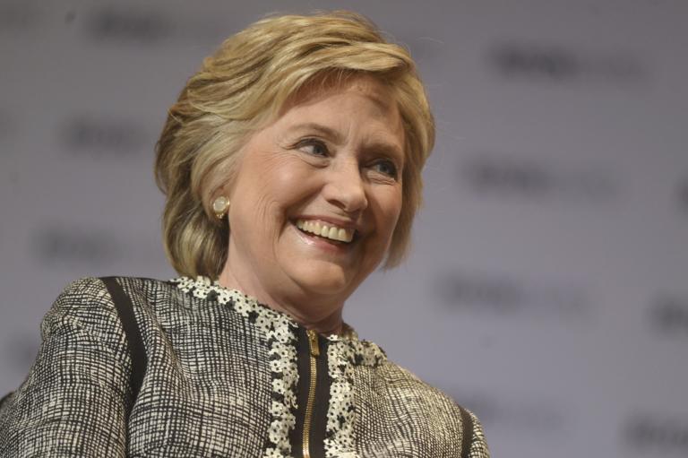 Hillary Clinton debutta come produttrice televisiva (con Spielberg)