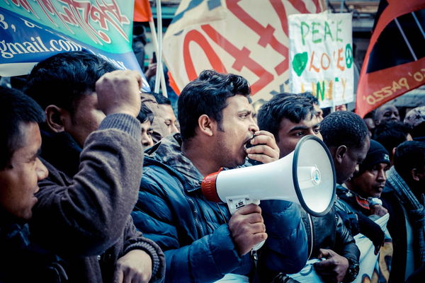 Facebook fomenta l’odio razziale, lo prova uno studio