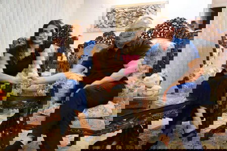 Il ministro di ultra destra che si innamora della rifugiata iraniana article-post