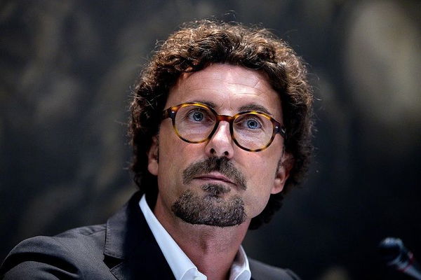 Toninelli: «Il crollo del ponte non è stato una casualità, rivedremo il sistema delle concessioni»