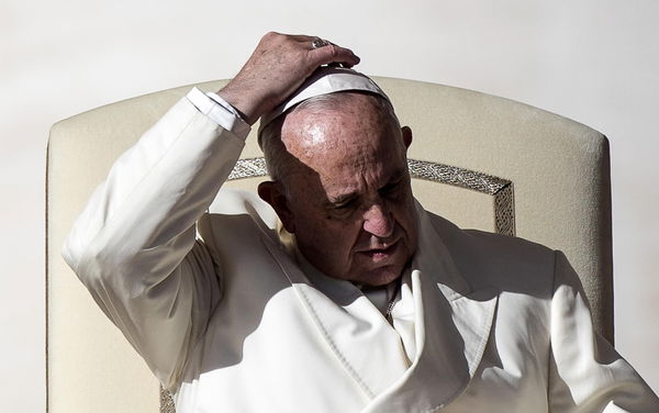 Papa Francesco accetta le dimissioni dell’abate Van der Linde (che provò a rimediare alla pedofilia)