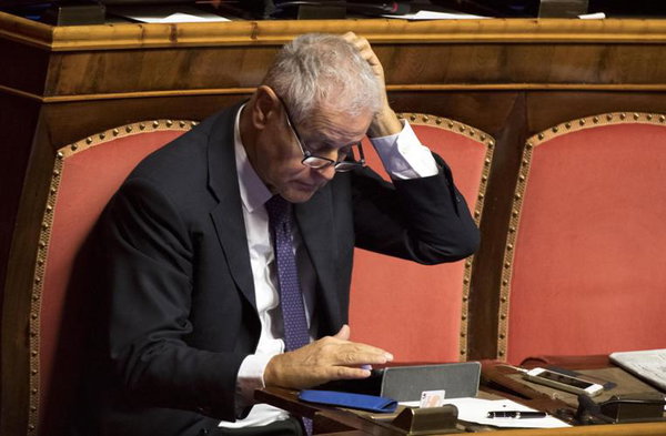 Formigoni condannato a 7 anni e sei mesi per corruzione