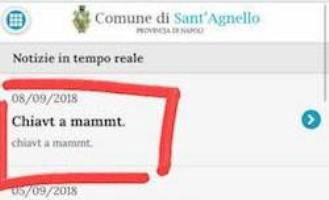 Il messaggio osceno sulla home del sito del Comune di Sant’Agnello