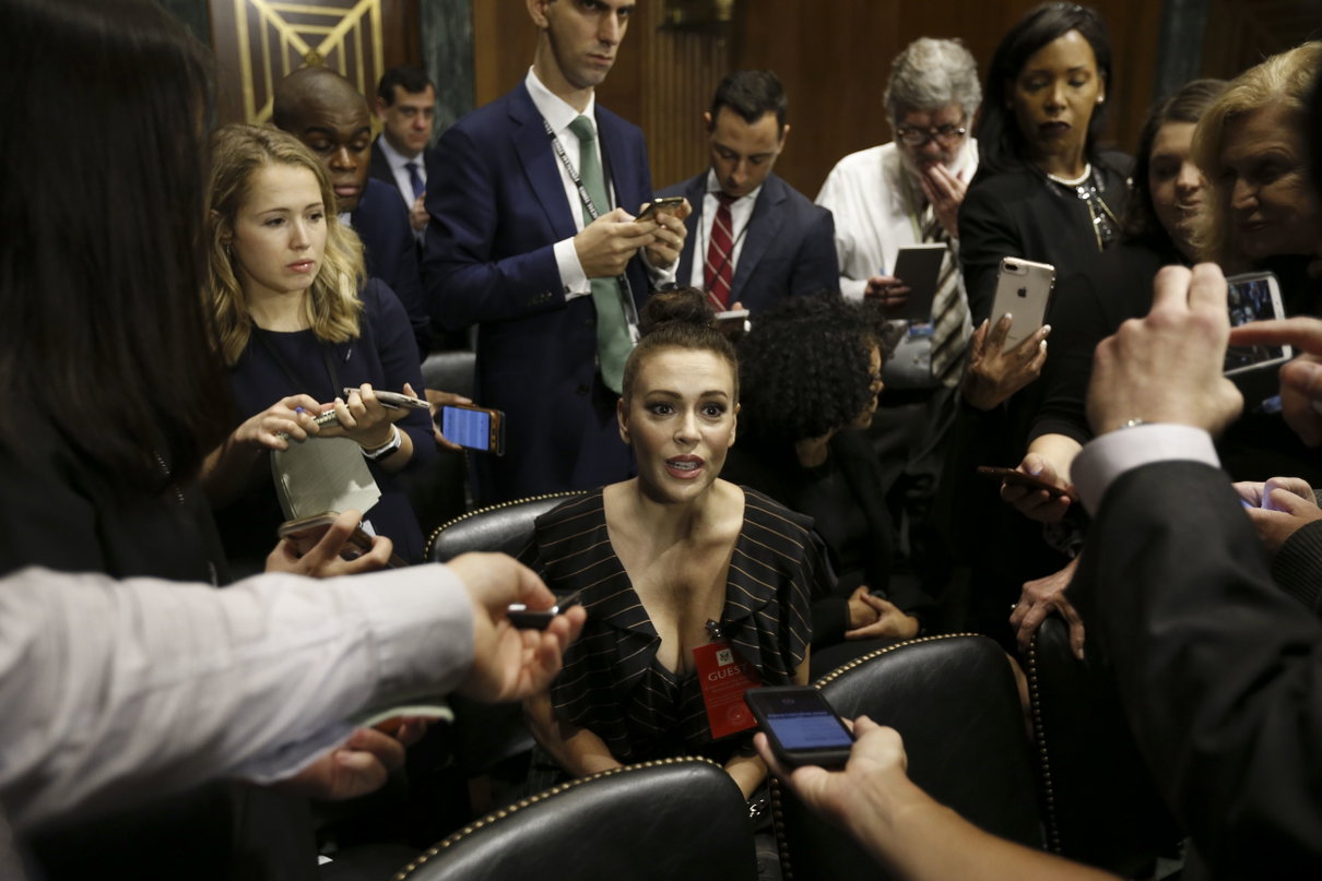 Se Alyssa Milano è «troppo sexy» per l’audizione di Brett Kavanaugh, abbiamo un problema article-post