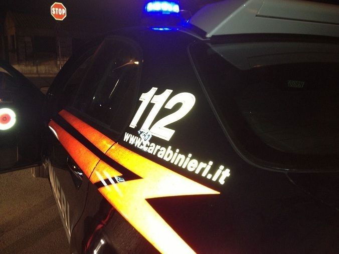 Baiso (Reggio Emilia), uomo uccide la madre e poi si getta da un ponte
