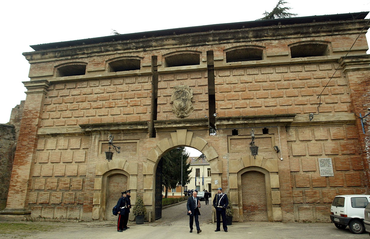 Castelfranco Emilia, dopo aver sparato a uno straniero si mettono pure a esultare article-post
