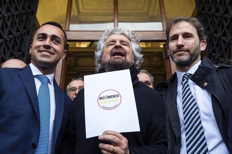 L’incontro Grillo-Di Maio-Casaleggio e la strategia M5S per fermare Salvini article-post