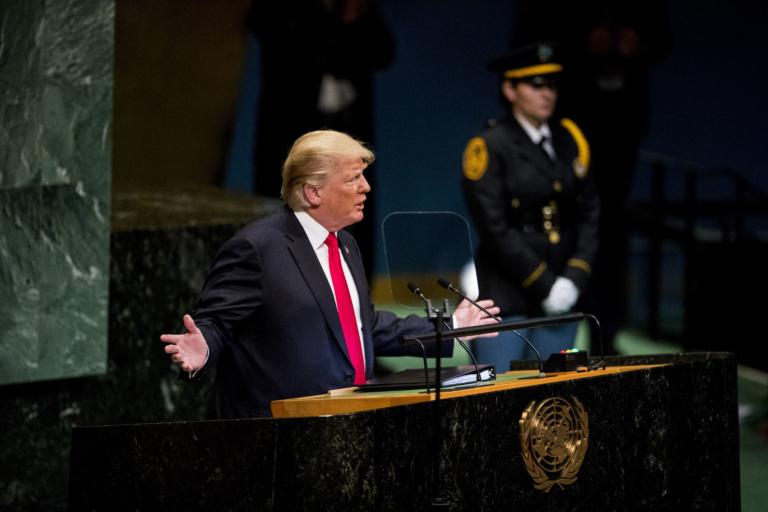 Donald Trump parla e l’assemblea Onu ride di gusto