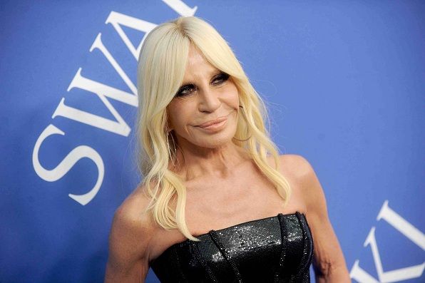 Michael Kors compra Versace per 1,83 miliardi article-post