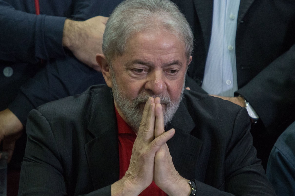 Luiz Inacio Lula non potrà neanche votare alle prossime elezioni presidenziali article-post