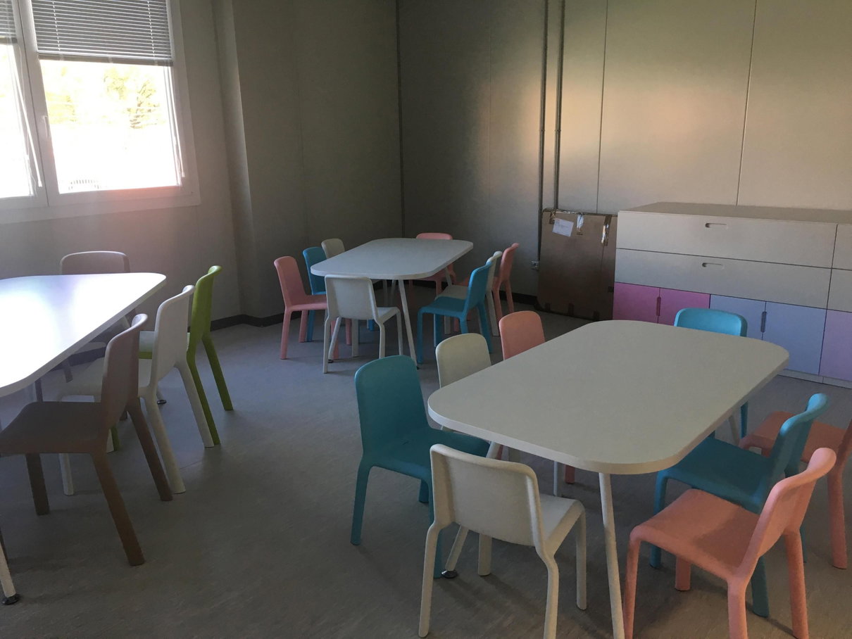 La maestra di Varese che si appartava col compagno all’asilo, maltrattava i bambini e li chiamava ‘terroni’ article-post