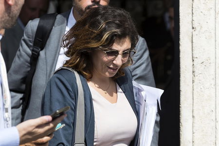 Facciamo chiarezza sui «master» nel curriculum della sottosegretaria Laura Castelli article-post