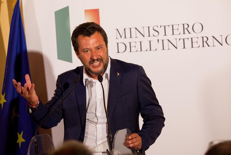 Con Salvini ministro in netto aumento i migranti irregolari: 12mila clandestini in più article-post