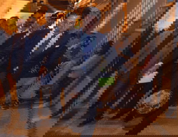 Per un’analisi stilistica del tocco di palla di Giuseppe Conte | VIDEO