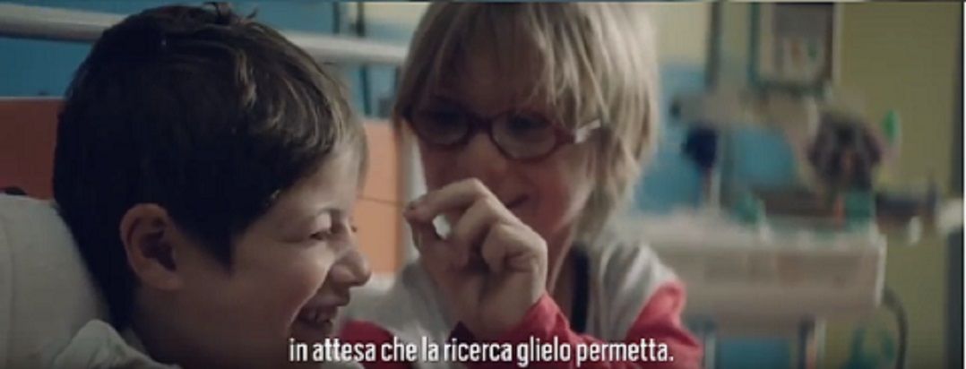 Telethon, due fratelli e uno zainetto per ‘Andare lontano’ | VIDEO article-post