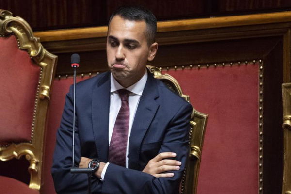 Nessuno vuole essere Di Maio. Lo critica anche Di Battista: «Si è fatto mettere all’angolo»