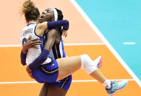 La pallavolo femminile fa sognare: l’Italia è in semifinale article-post