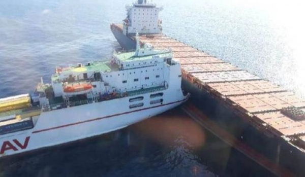 Scontro tra navi a largo di Genova, si rischia il disastro ambientale