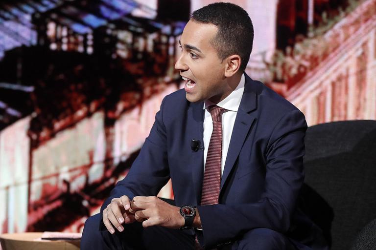 Di Maio: «Il reddito di cittadinanza per il 47% alle regioni del Nord». I dati Istat dicono di no article-post