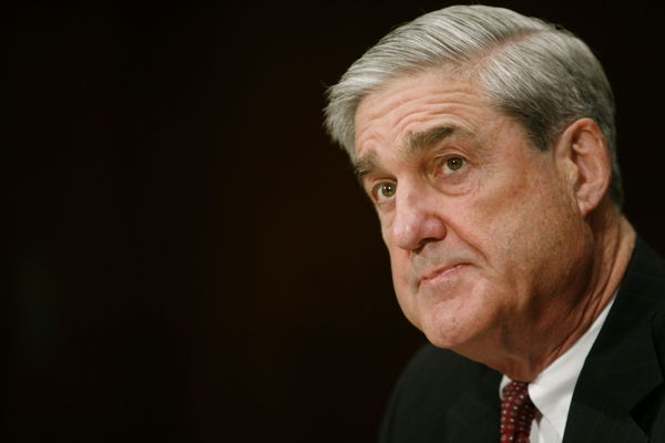 L’FBI ha avviato un’indagine per chiarire le fake news su Robert Mueller